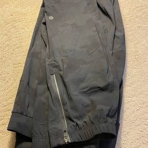Lululemon Surge Jogger Camo XL